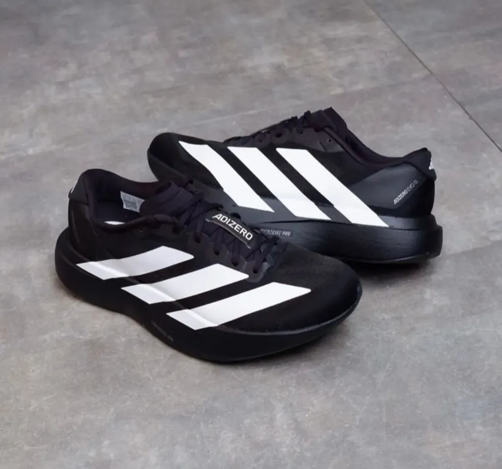 ADIDAS ADIZERO BLACK (40)