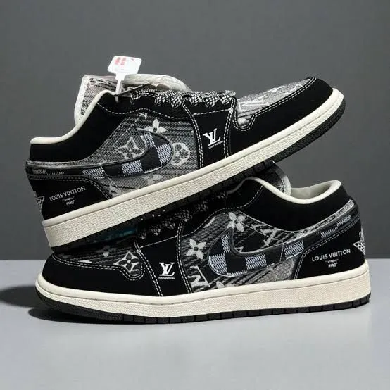 JORDAN ⁠RETRO 1 LOW ‘LOUIS VUITTON’ I (40)