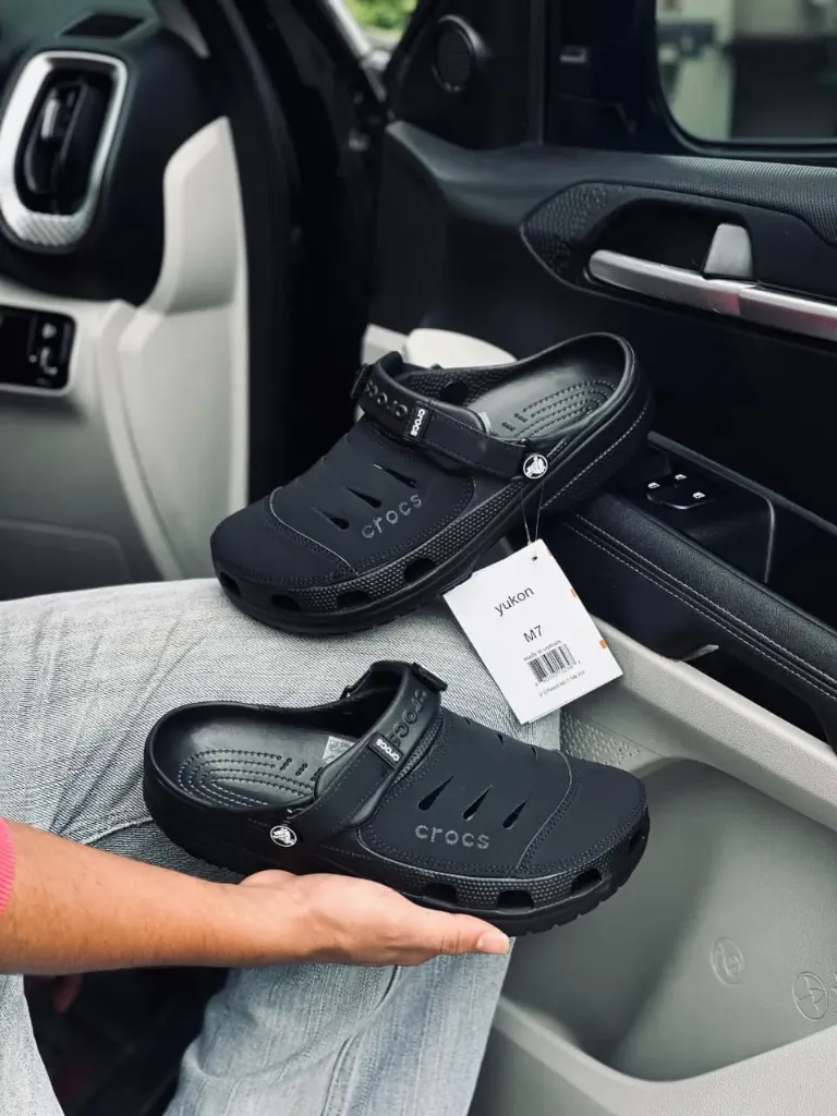 CROCS YUKON