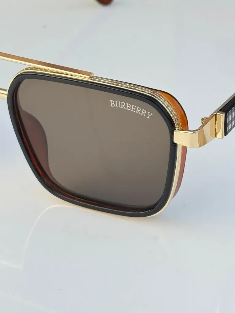 Burburry (With Branded Case)