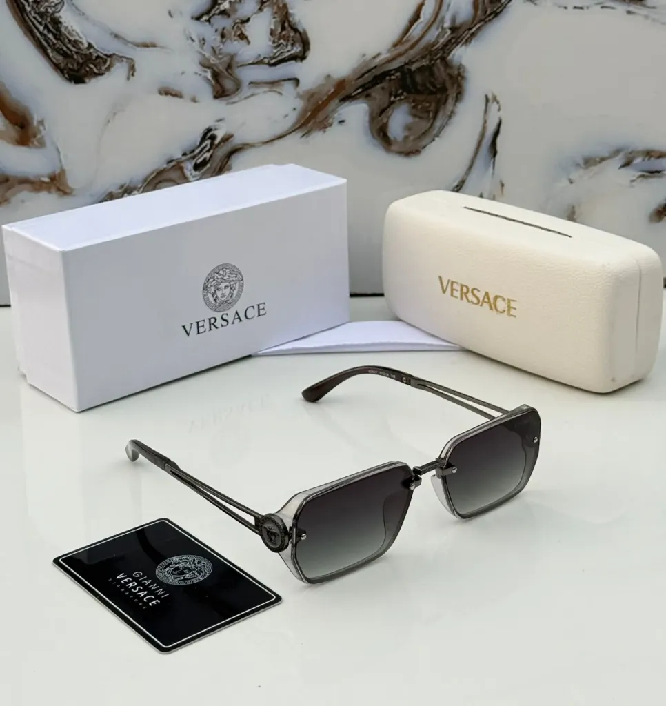VERSACE UNISEX MODEL (1, With Branded Case)