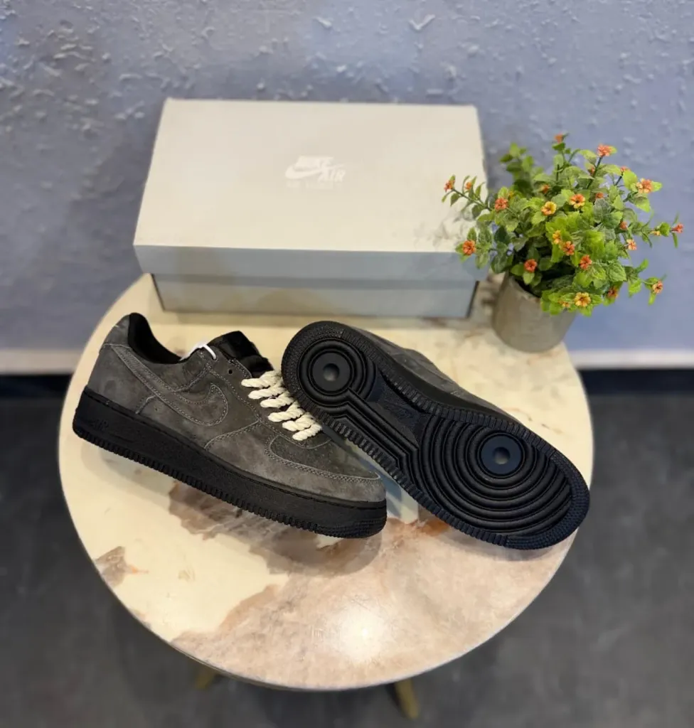 NIKE AIRFORCE ONE CHARCOAL (40)