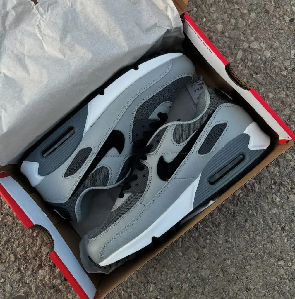 NIKE AIRMAX 90 GREY (40)